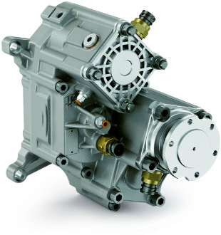 Prise de force arrière HD à double sortie pour compresseurs, utilisée dans les systèmes hydrauliques.